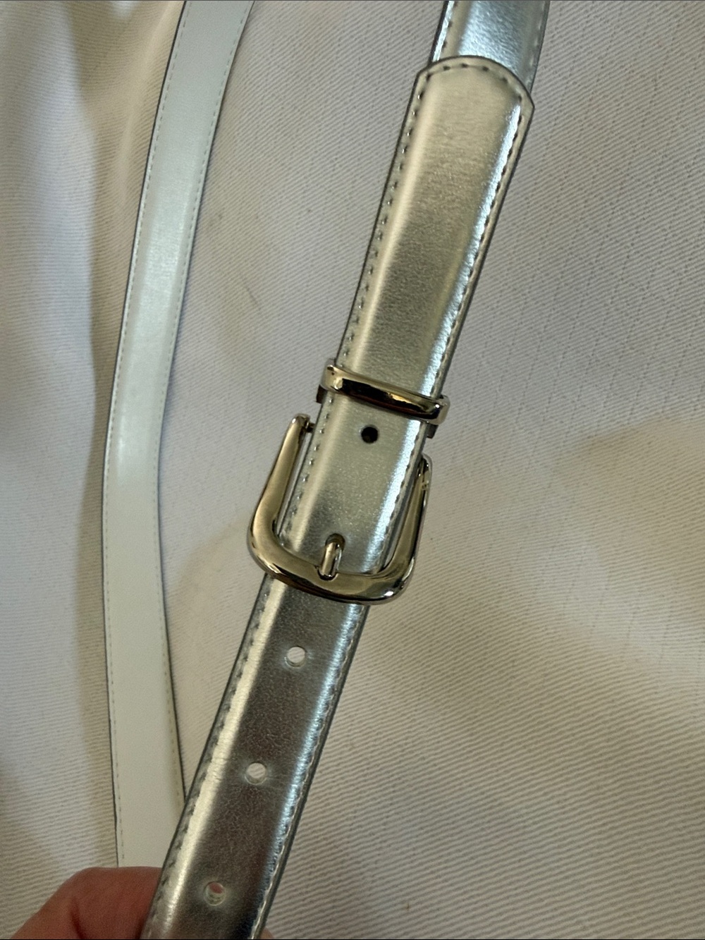 Reversible Leather Belt Metallic Silver White 1 Inch Wide Swivel Buckle 31-35 in
